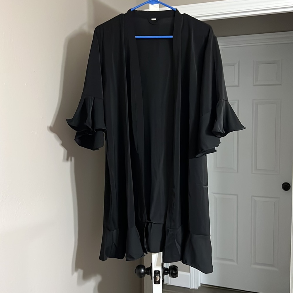 Silky Black Robe - Picture 2 of 3